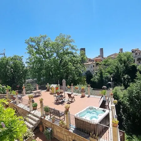 Antico Borgo Piceno アスコリ・ピチェーノ