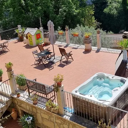 Antico Borgo Piceno B&B 아스콜리피체노